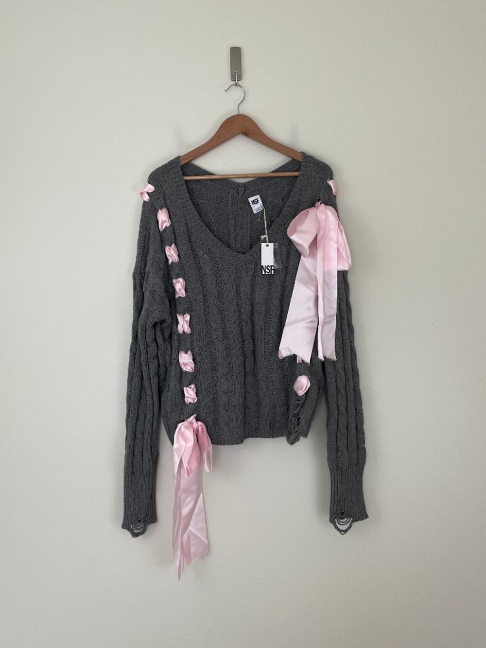 NSF Clothing Cable Knit Ribbon Bow Tie Distressed Sweater Size Large